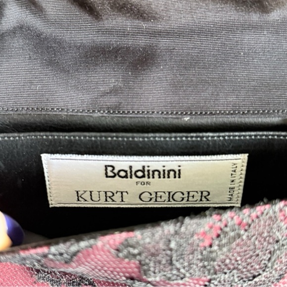 Kurt Geiger x Baldinini 🪢 1980’s VTG Pink and Black Floral Lace Clutch Bag - Picture 7 of 12